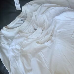 Bundle 4 White Tee Shirts Gap KIDS
